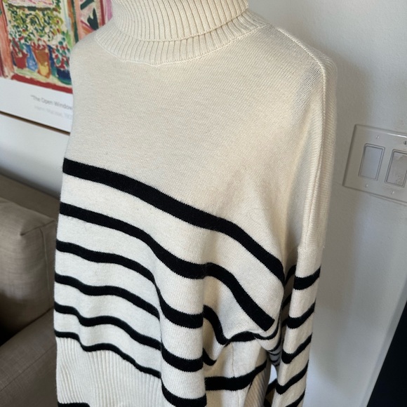 NWT Bershka Roll Neck Sweater in Ecru & Black Stripe Sweater - Picture 7 of 10
